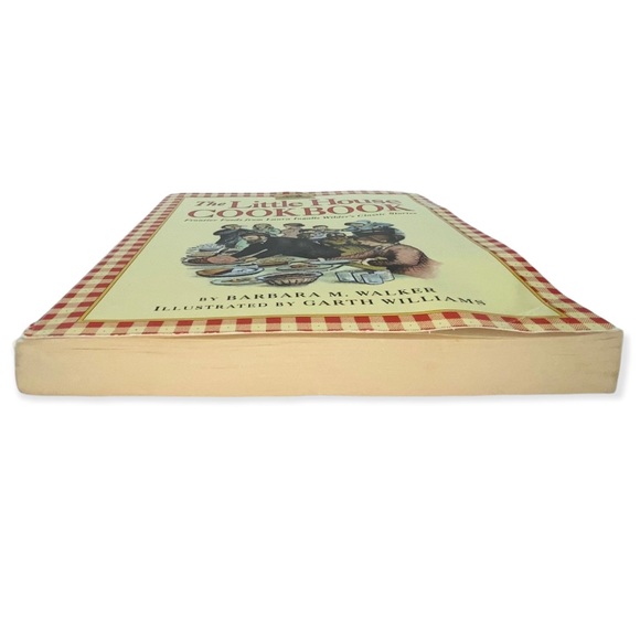 The Little House Cookbook - Picture 6 of 9